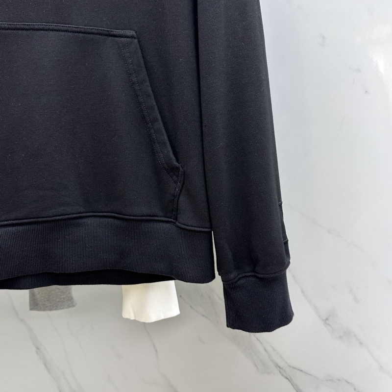 l0vis Vvtt0n hoodies